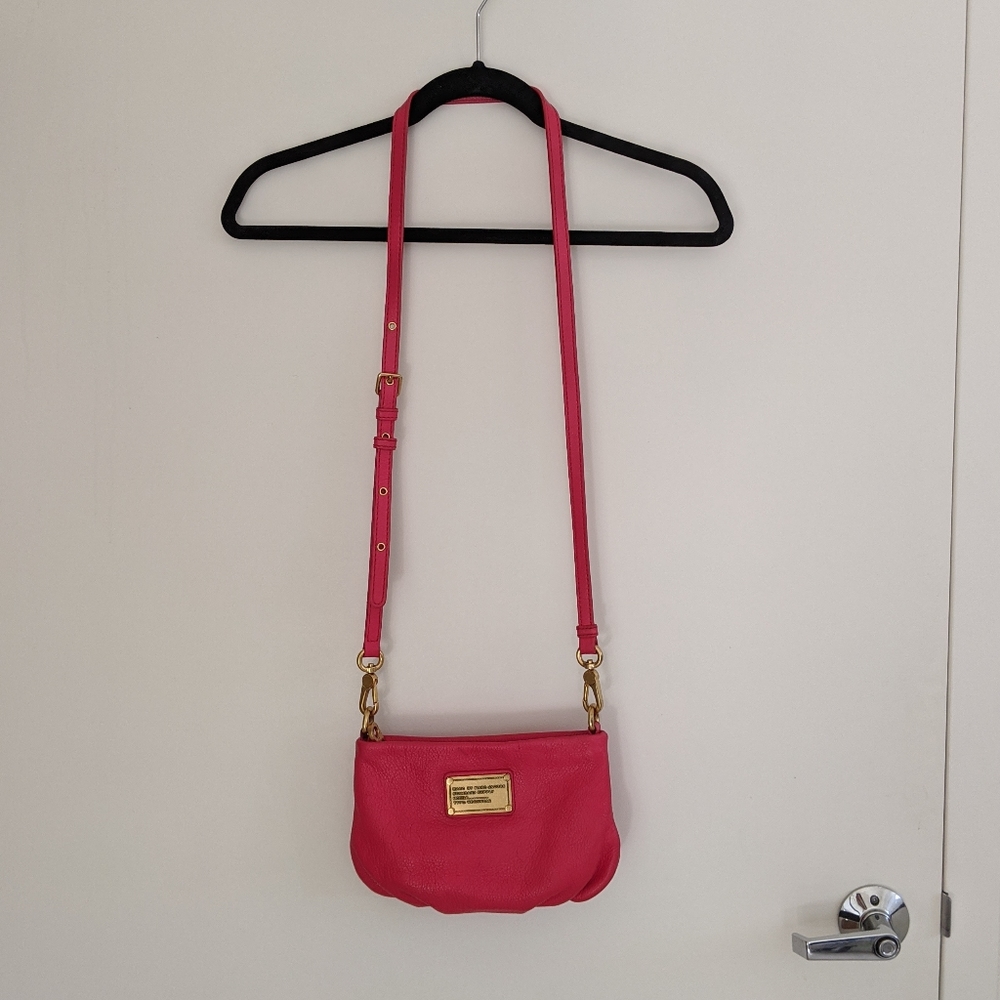 Marc by Marc Jacobs Red Crossbody Leather Bag - Picture 2 of 12